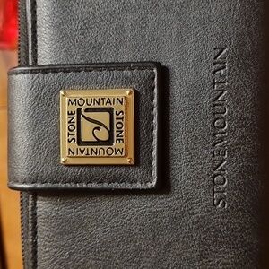 Stone Mountain Wallet